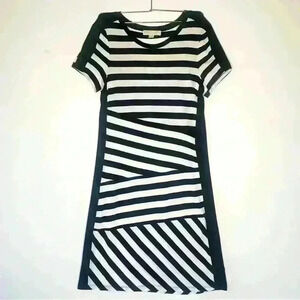 Micheal Kors T-Short Dress Black and White Striped. Size M